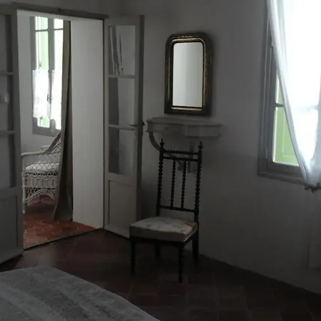 Le Presbytere Bed & Breakfast *